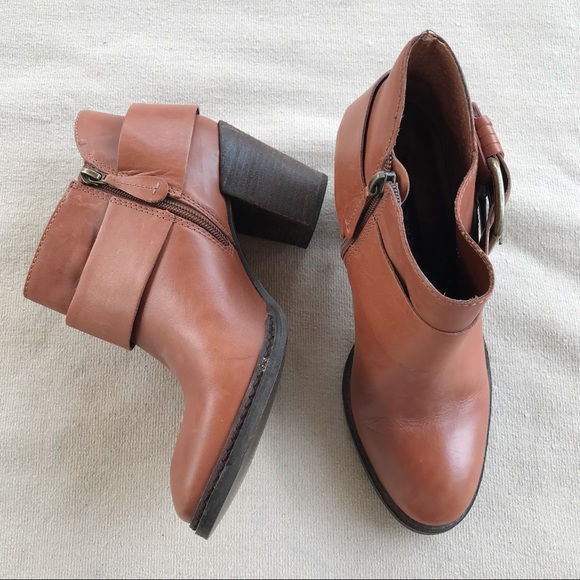 Steve by Steve Madden Brown Block Booties - Picture 3 of 6